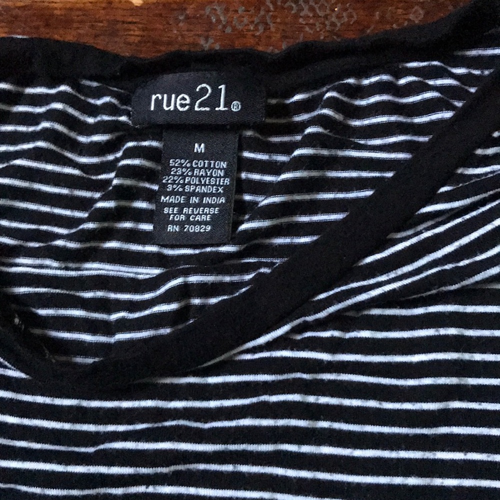 Shirt - Picture 2 of 3